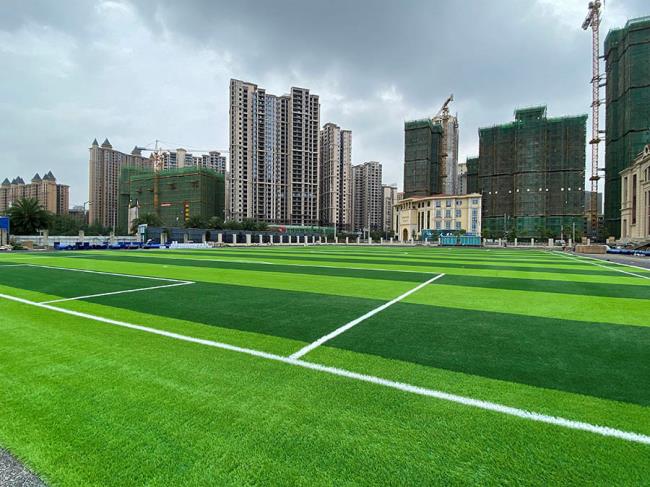 为什么说人造草坪比纯天然草地更合适屋顶绿化（一）？